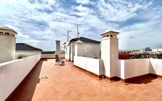 Odsprzedaż - Mieszkanie w bloku - Orihuela Costa - Villamartín