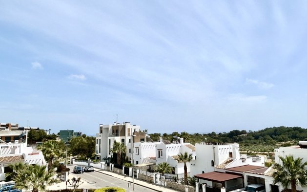 Odsprzedaż - Mieszkanie w bloku - Orihuela Costa - Villamartín