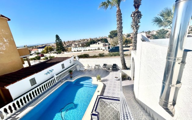Videresalg - Villa - Orihuela Costa - Villamartín