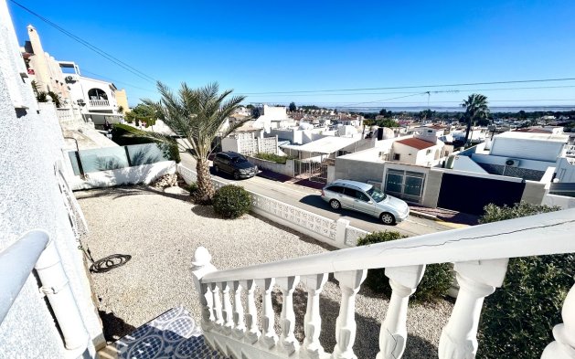 Videresalg - Villa - Orihuela Costa - Villamartín