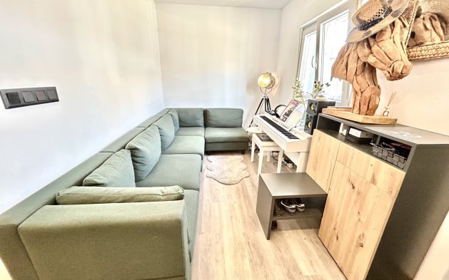 Reventa - Duplex - San Miguel de Salinas