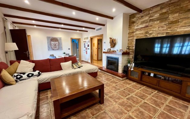 Reventa - Villa - El Esparragal