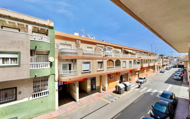Begagnad - Lägenhet / lägenhet - Torrevieja - Centro