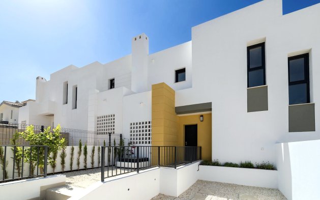 Nauja statyba - Vila - Busot, zona Bonalba Golf (Alicante) - Spain