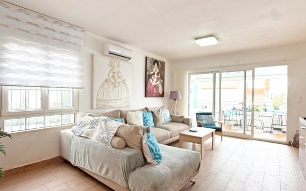 Perpardavimas - Vila - Orihuela Costa - Villamartín