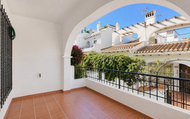Perpardavimas - Bungalow - Torrevieja - Nueva Torrevieja - Aguas Nuevas