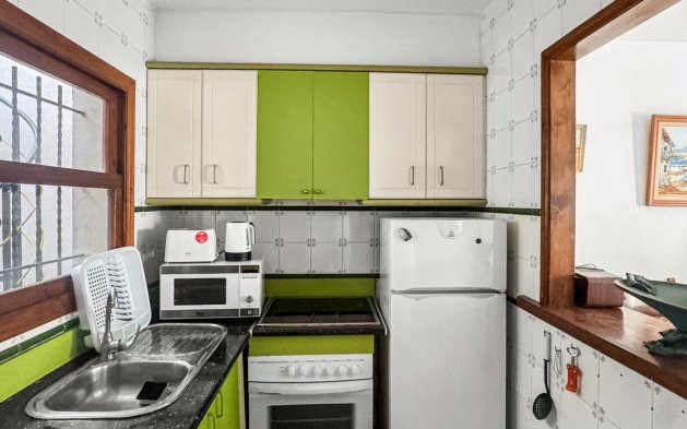 Perpardavimas - Bungalow - Torrevieja - Nueva Torrevieja - Aguas Nuevas