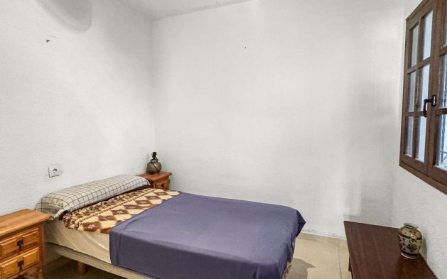 Perpardavimas - Bungalow - Torrevieja - Nueva Torrevieja - Aguas Nuevas