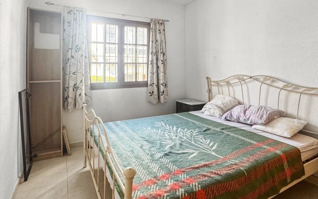 Perpardavimas - Bungalow - Torrevieja - Nueva Torrevieja - Aguas Nuevas