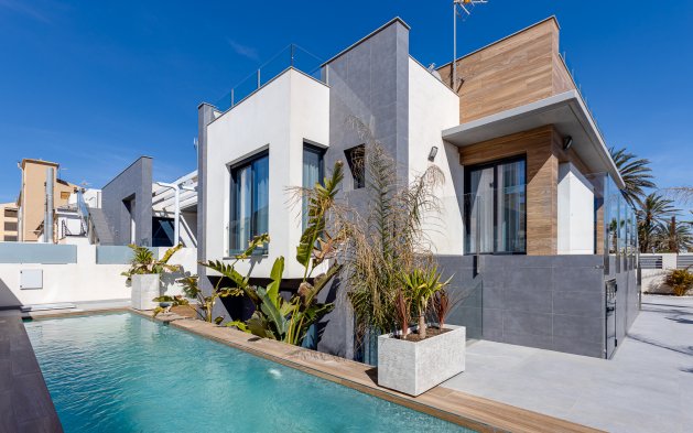 Obra nueva - detached - La Mata