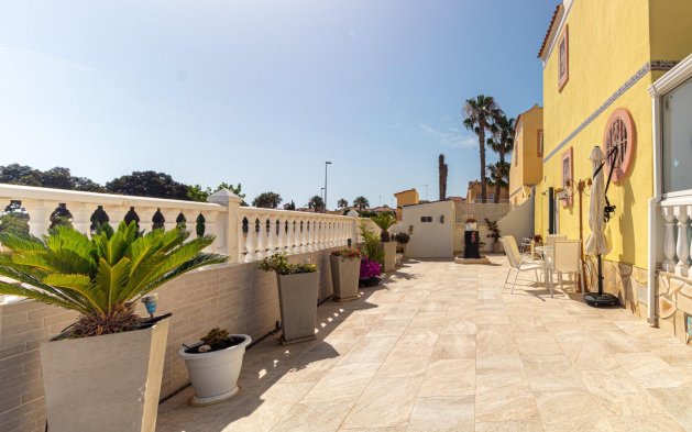 Perpardavimas - Dvipusis - Orihuela Costa - La Regia