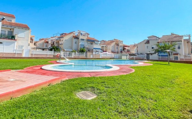 Perpardavimas - Bungalow - Orihuela Costa - Playa Flamenca