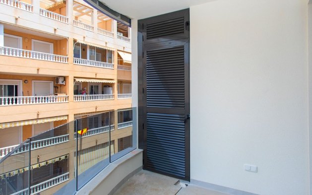 Begagnad - Lägenhet / lägenhet - Torrevieja - Playa del Cura