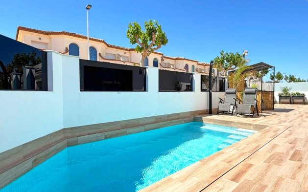 Odsprzedaż - Villa - San Pedro del Pinatar