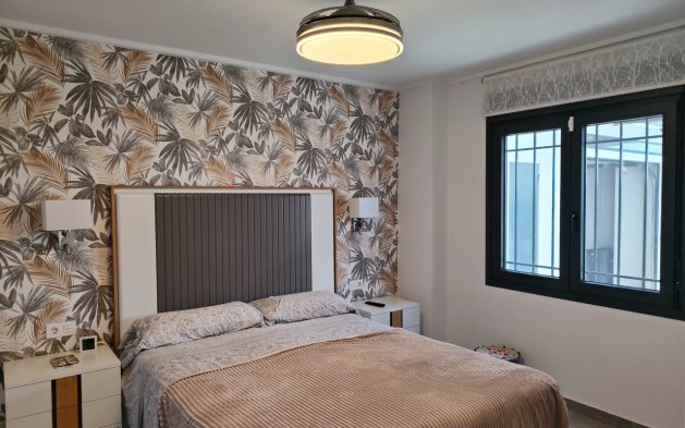 Revente - Villa - Los Montesinos