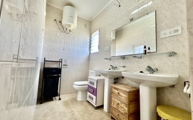 Revente - Villa - Los Montesinos