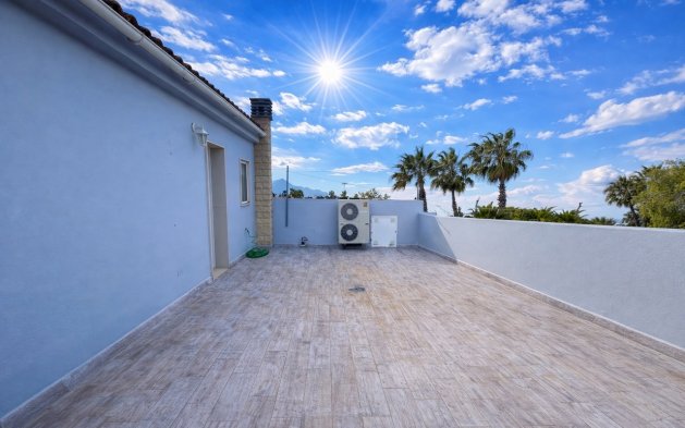 Resale - Villa - Catral