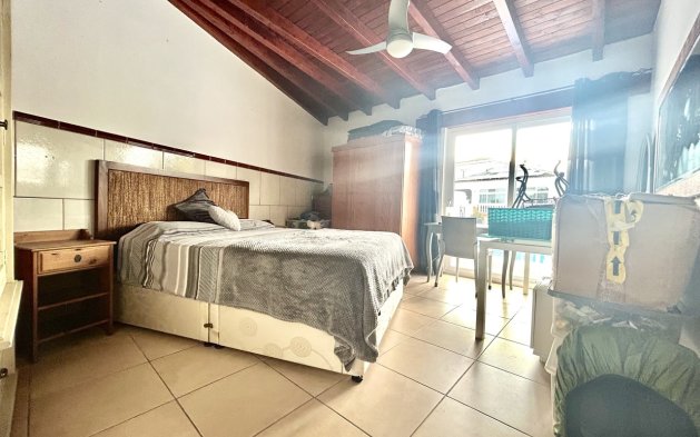 Resale - Villa - Catral