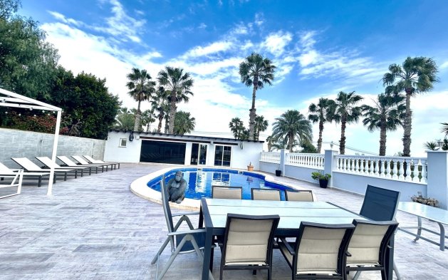 Resale - Villa - Catral