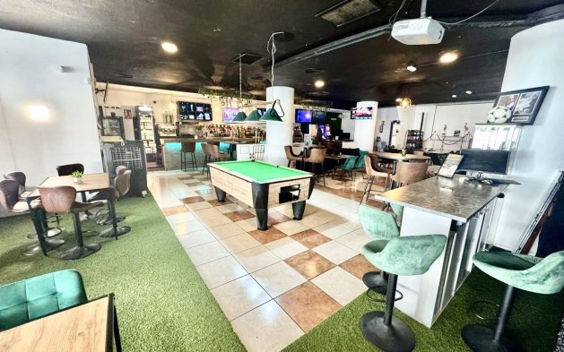 Revente - Local comercial - San Miguel de Salinas