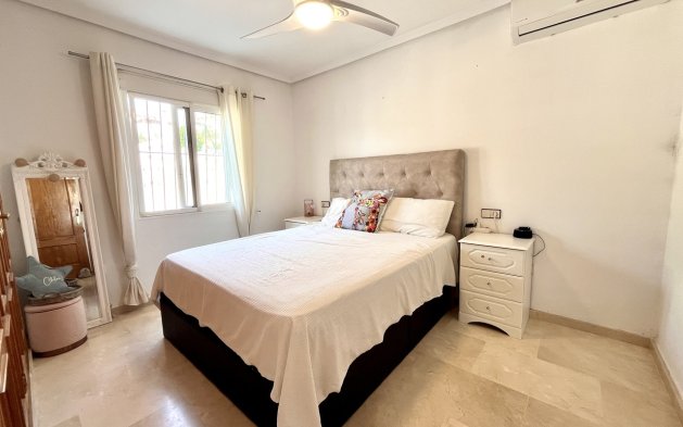 Reventa - Villa - San Miguel de Salinas