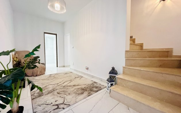 Reventa - Villa - San Miguel de Salinas