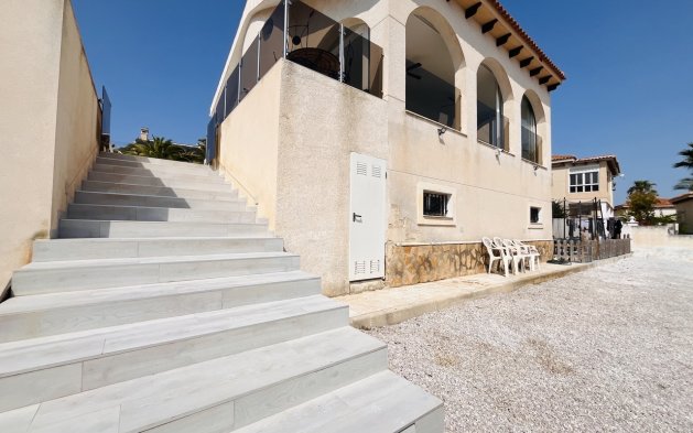 Reventa - Villa - San Miguel de Salinas