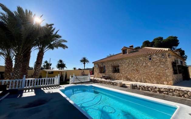 Resale - Villa - Fortuna