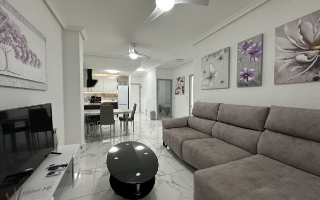 Resale - Apartment / flat - Torrevieja
