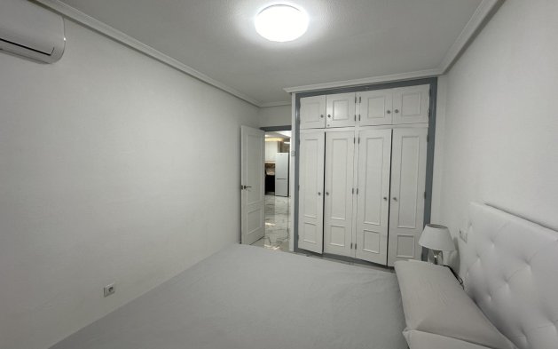 Resale - Apartment / flat - Torrevieja
