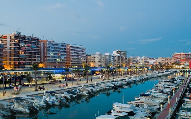 Obra nueva - Apartamento / piso - Alicante