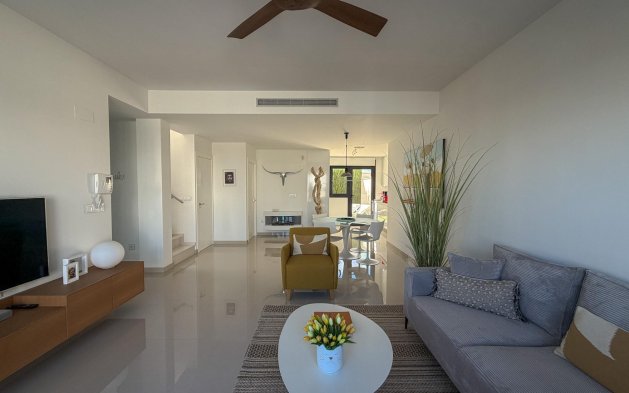 Begagnad - Villa - San Miguel de Salinas - Bellavista