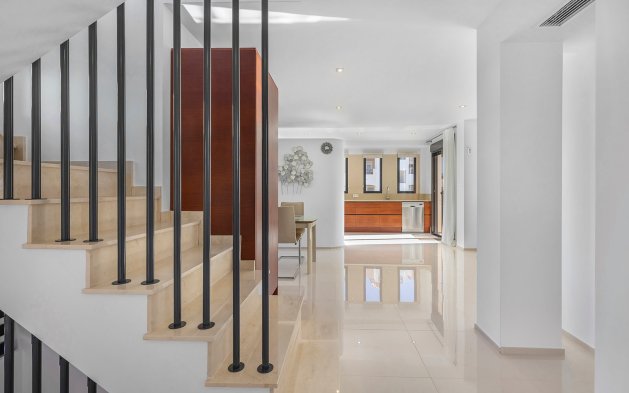Resale - Villa - Orihuela Costa - La Zenia