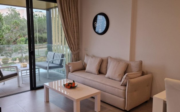 Resale - Apartment / flat - Orihuela - Las Colinas Golf - Country Club