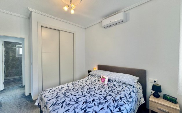 Resale - Villa - Orihuela Costa - La Florida