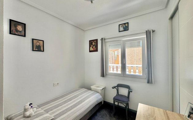 Resale - Villa - Orihuela Costa - La Florida