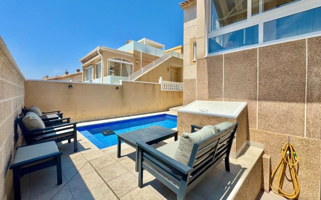 Resale - Villa - Orihuela Costa - La Florida