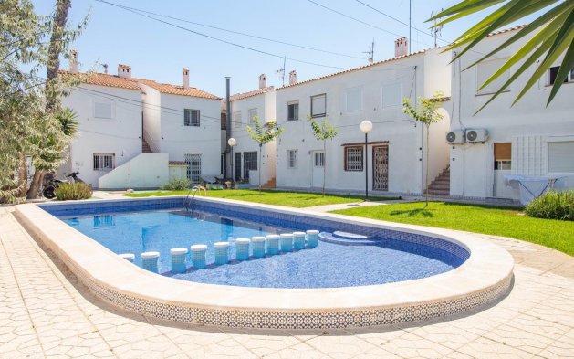 Begagnad - Bungalow - Orihuela Costa - Cabo Roig