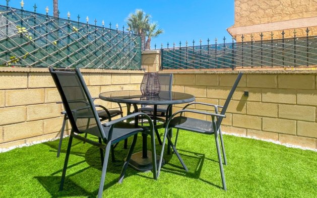 Resale - Townhouse - Orihuela Costa - Punta Prima