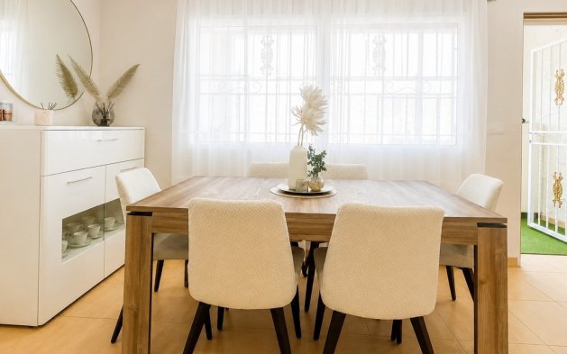 Resale - Townhouse - Orihuela Costa - Punta Prima