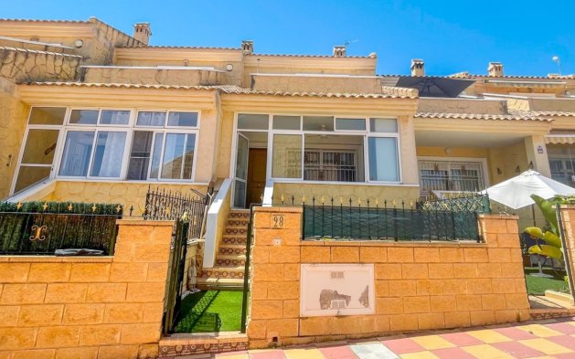 Resale - Townhouse - Orihuela Costa - Punta Prima