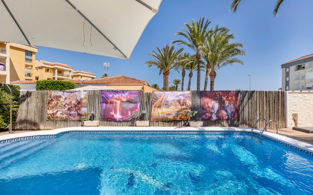 Resale - Villa - Torrevieja - Rocio del Mar
