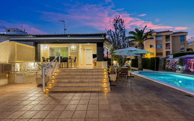 Resale - Villa - Torrevieja - Rocio del Mar