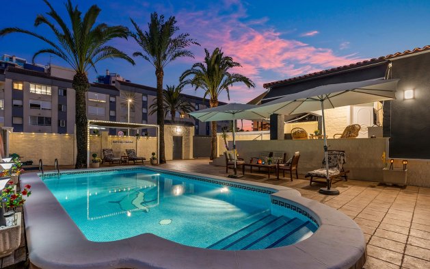 Resale - Villa - Torrevieja - Rocio del Mar