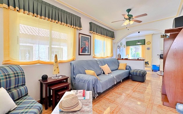 Resale - Apartment / flat - Orihuela Costa - La Zenia