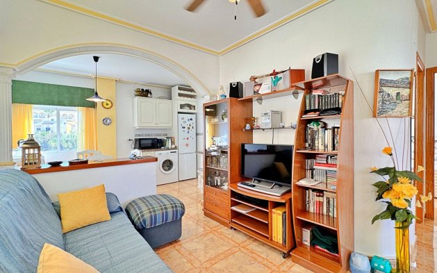 Resale - Apartment / flat - Orihuela Costa - La Zenia