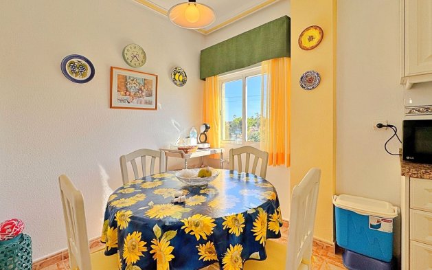 Resale - Apartment / flat - Orihuela Costa - La Zenia