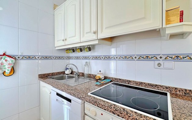 Resale - Apartment / flat - Orihuela Costa - La Zenia