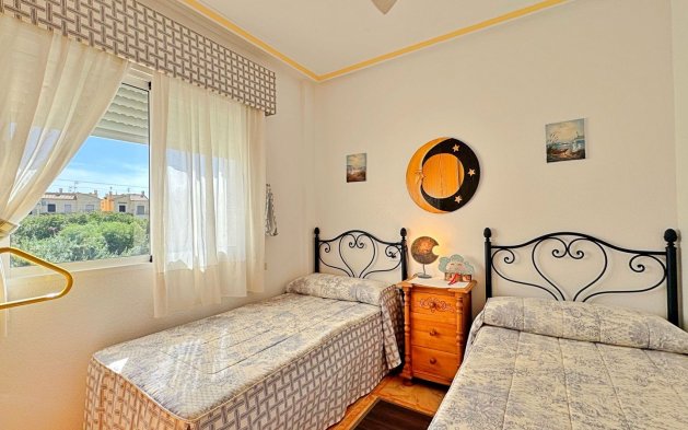 Resale - Apartment / flat - Orihuela Costa - La Zenia