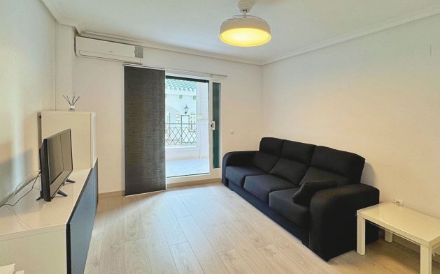 Resale - Apartment / flat - Torrevieja - Torrelamata - La Mata